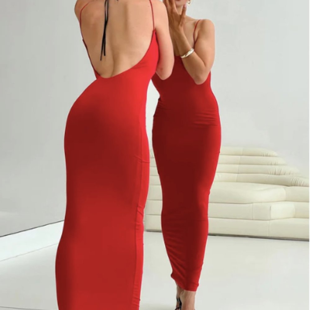 backless maxi dress